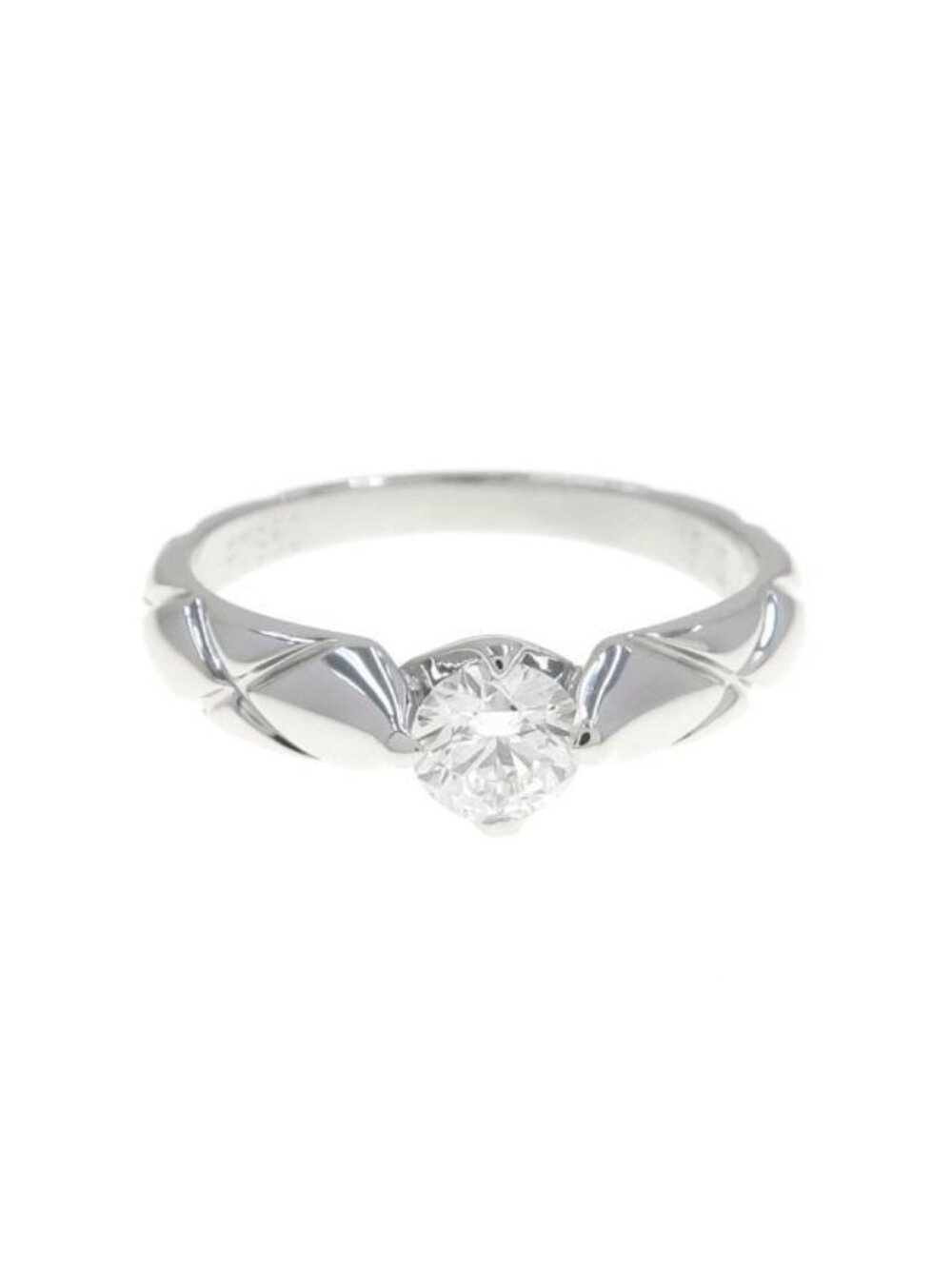 Chanel Quilted Solitaire Ring Vicinity